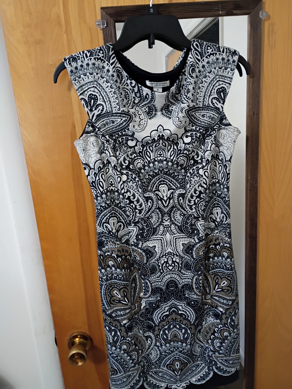 London Style Black, White & Brown Paisley Midi Sheath Dress